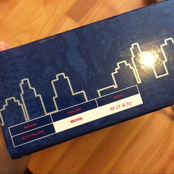 CitySlips Silver Foldable Ballerina Flats - Picture 11 of 12